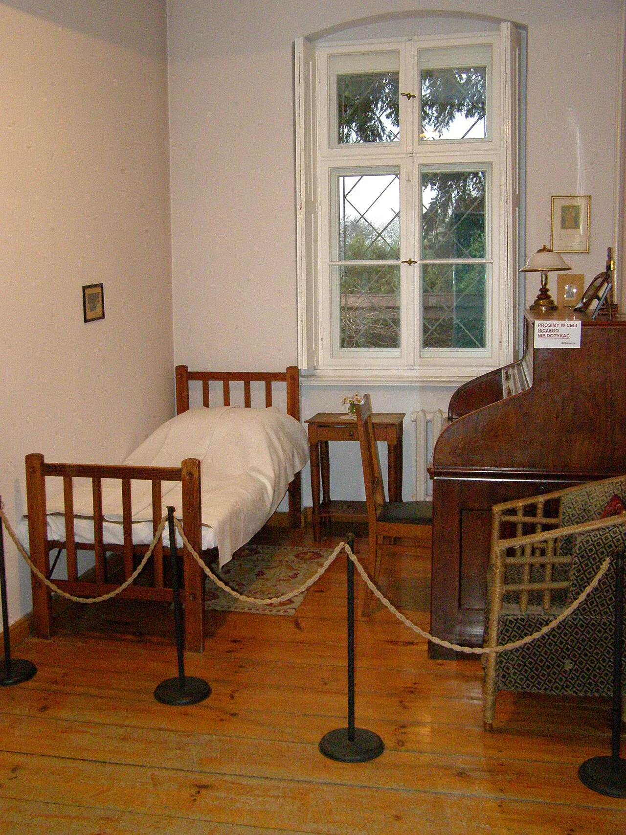 The room identified as Ursula Ledóchowska’s in the religious house at Pniewy.